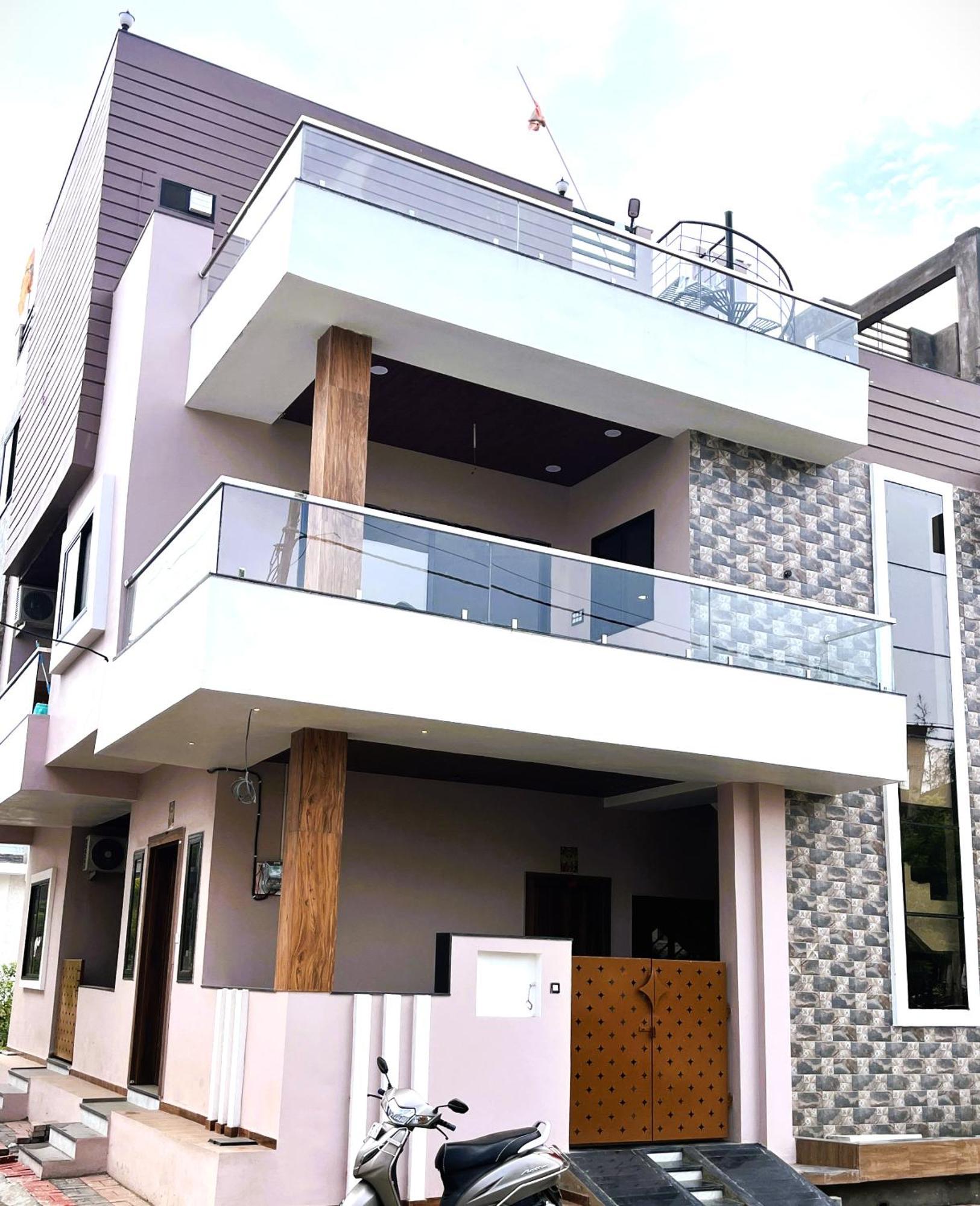 Shree Stay Inn Luxe' Holiday Home Ujjain Exterior photo